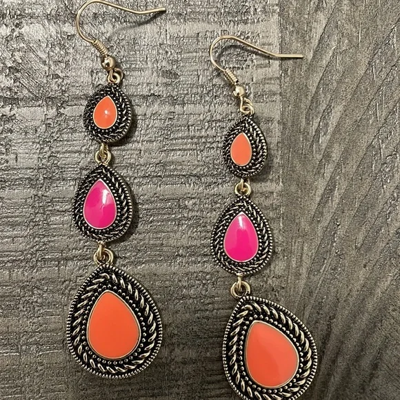 Boho Teardrop Dangle Earrings in Coral and Fuchsia - Picture 2 of 3